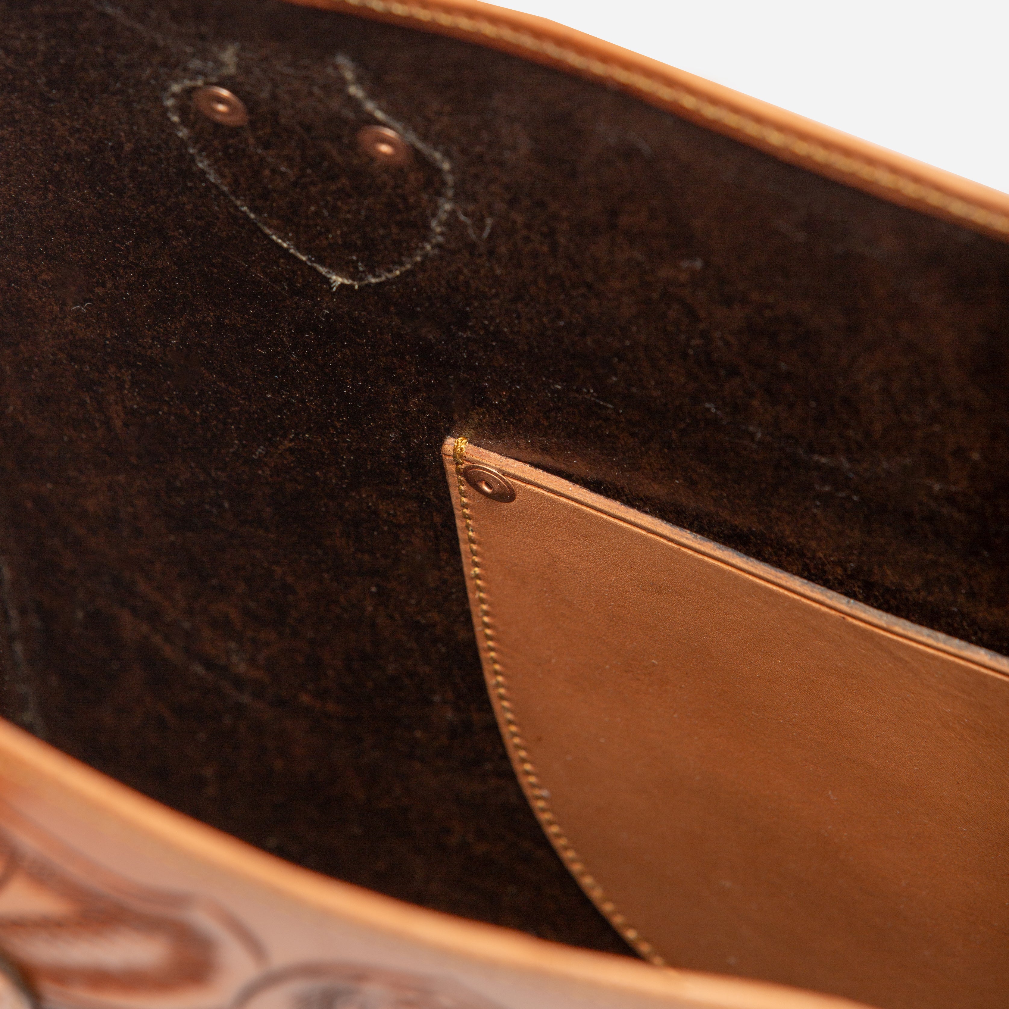 TOOLED LEATHER TOTE BAG - COGNAC