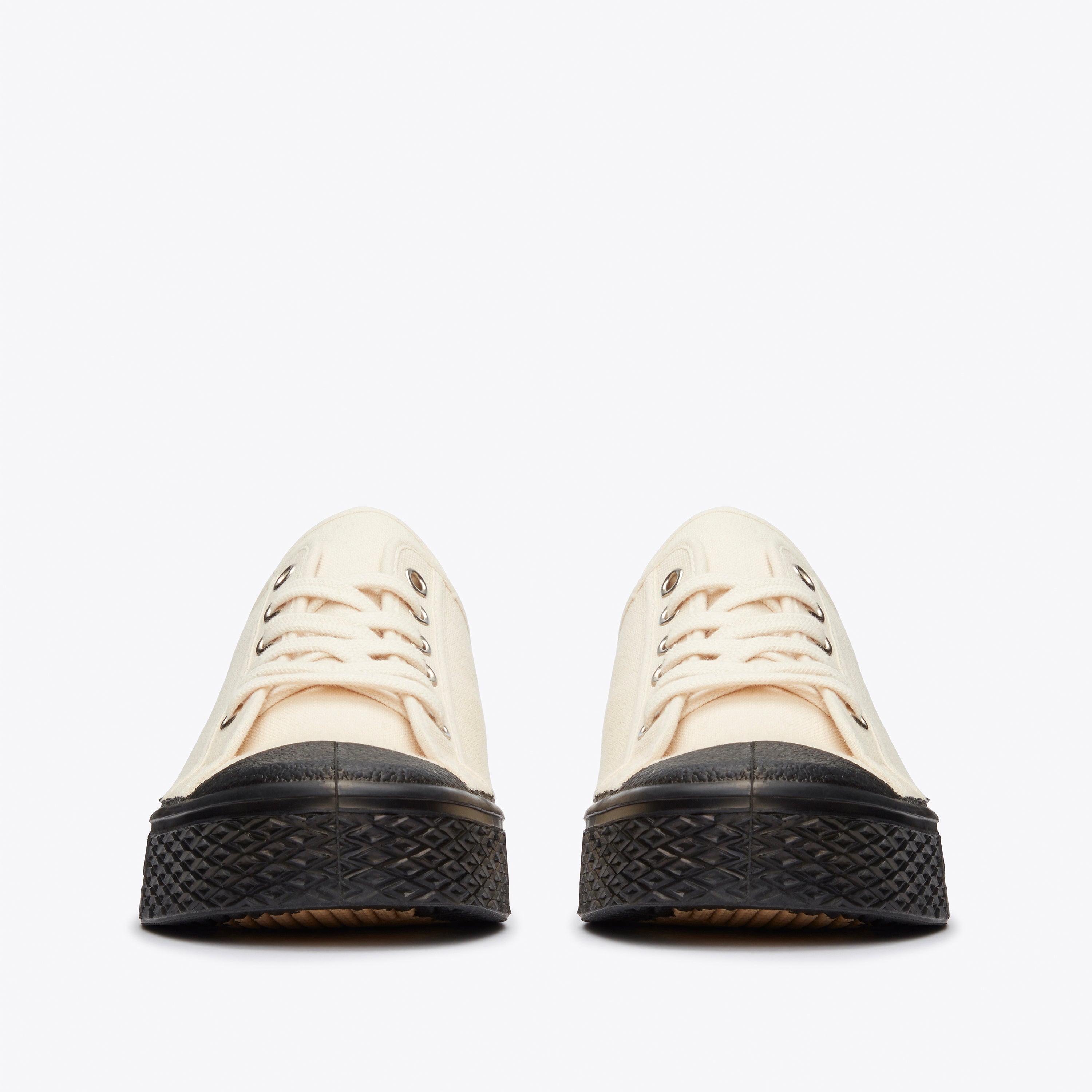 MILITARY LOW TOP - OFF WHITE/BLACK