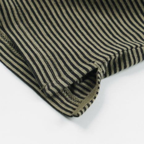 THIN STRIPE HALF TEE - OLIVE