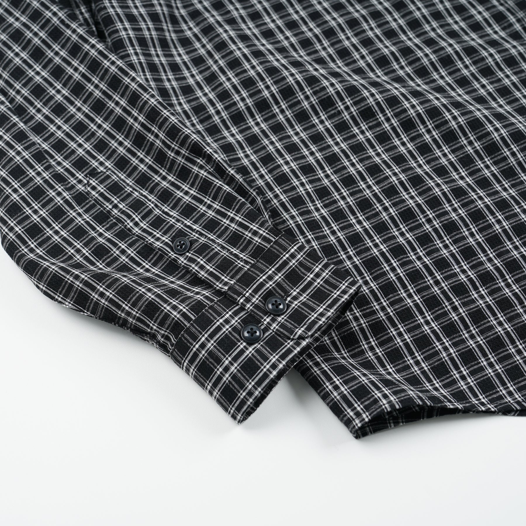 SEERSUCKER CHECKED SHIRT - BLACK