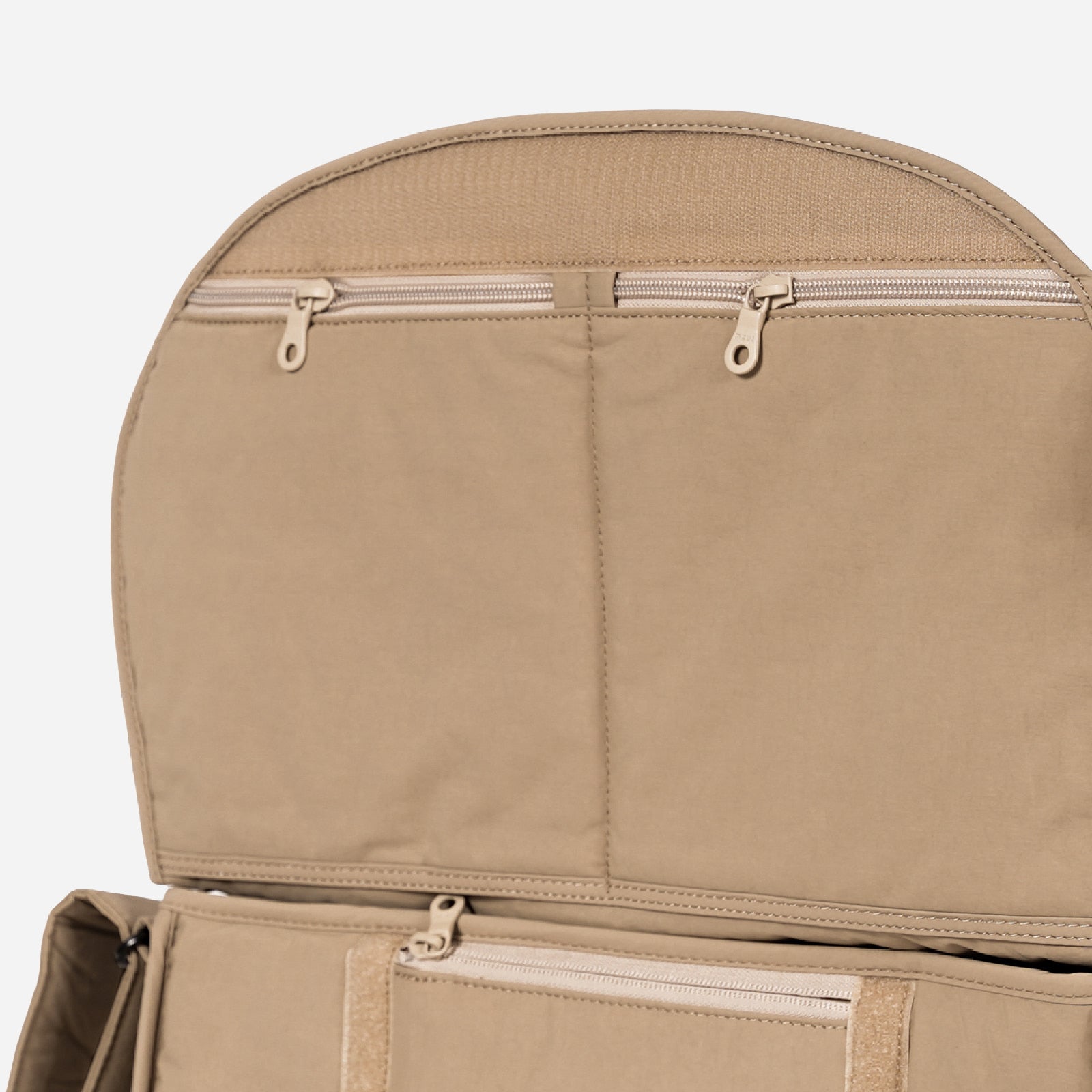 NYLON RUNNERS BAG - BEIGE
